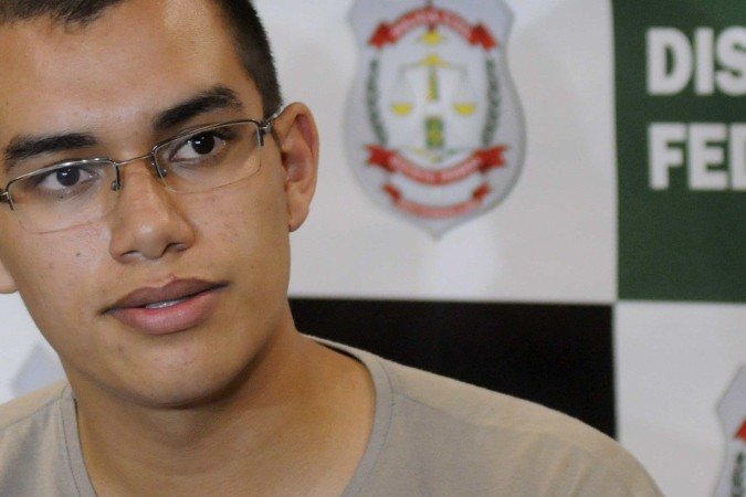 1_cbpfot110320161007-47854278