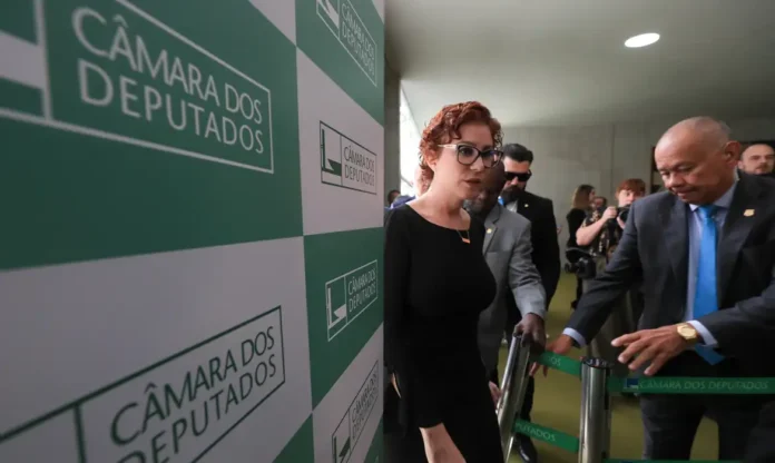 1_02082023_lula0703-55643020