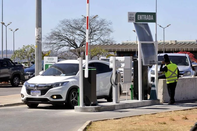 1_07072025mf35-55972567