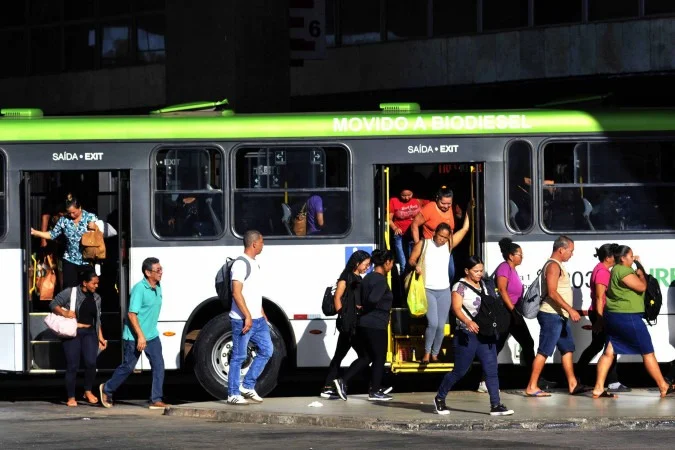 1_mj1607_15-56662025