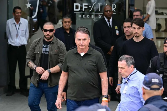 1_bolsonaro-hospital-2-59127966
