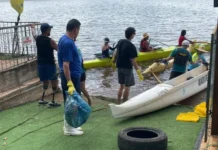 Voluntários fazem mutirão de limpeza no Lago Paranoá