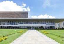 Decreto garante autonomia para Secretaria de Governança Digital e Integração contratar soluções de tecnologia no DF