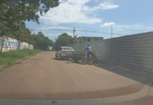 Dona de carro flagrado durante descarte irregular de resíduos é autuada